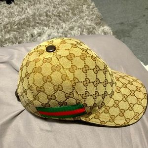 Gucci hat
